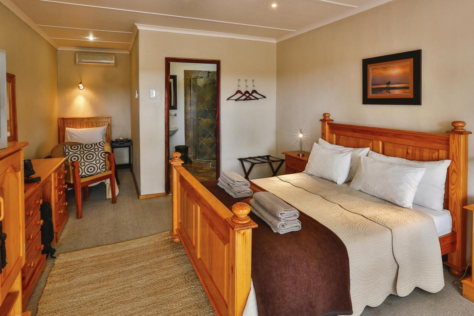 Olive Grove Guest Farm Villa Beaufort West Oda fotoğraf