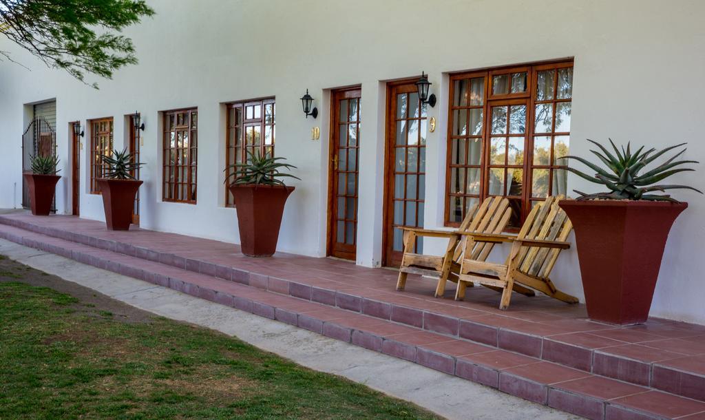 Olive Grove Guest Farm Villa Beaufort West Dış mekan fotoğraf